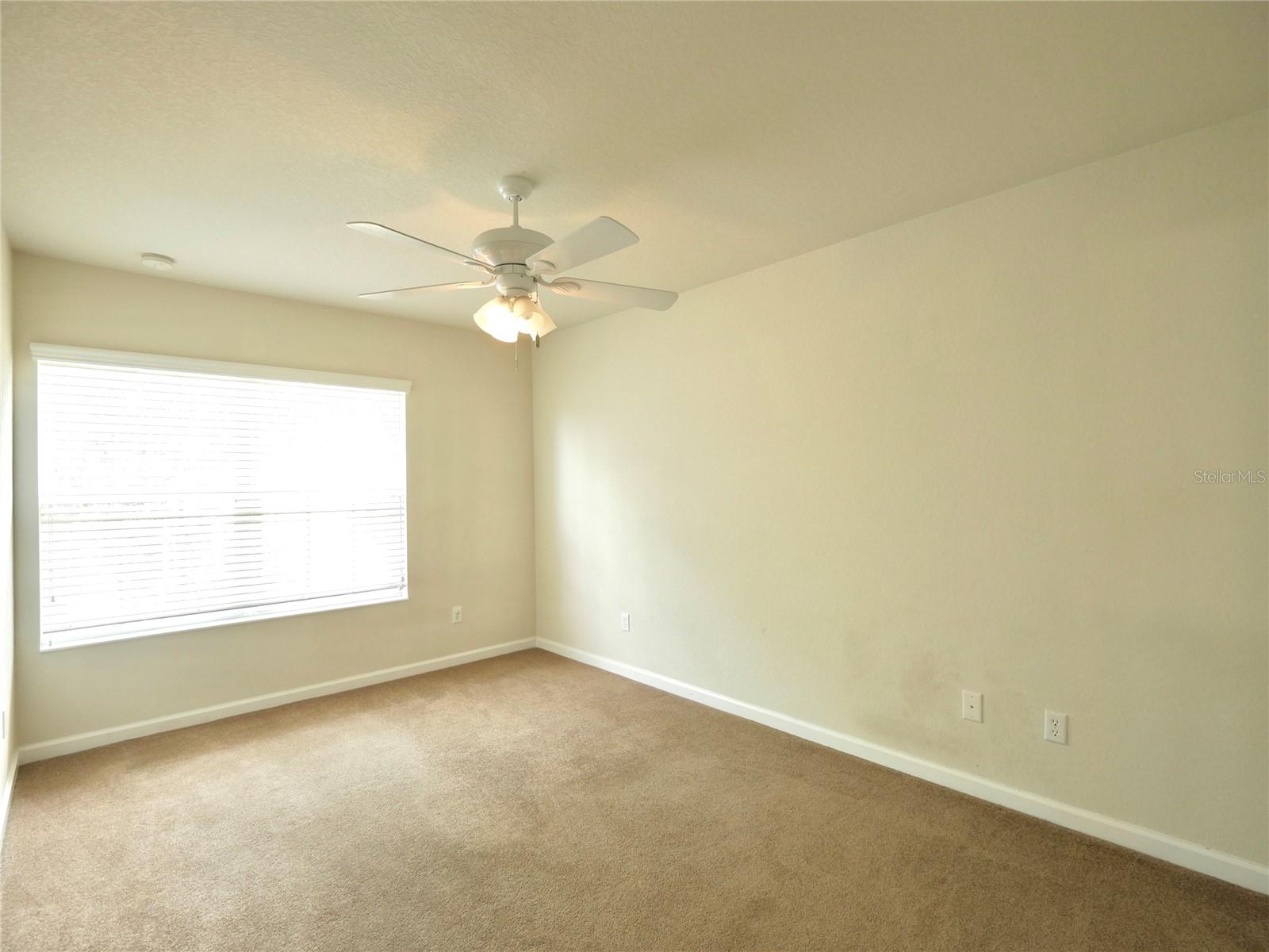 LAKE SAWYER SOUTH PH 03 - Residential Lease