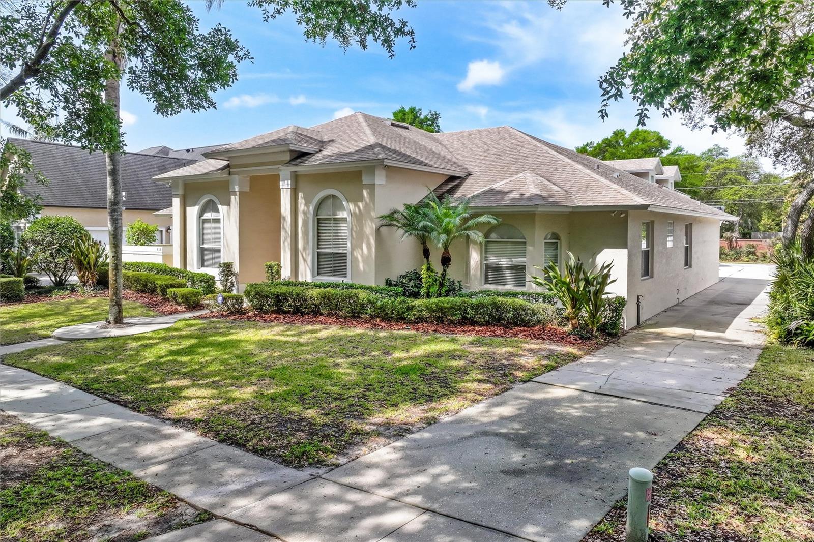 418 CURRY COURT