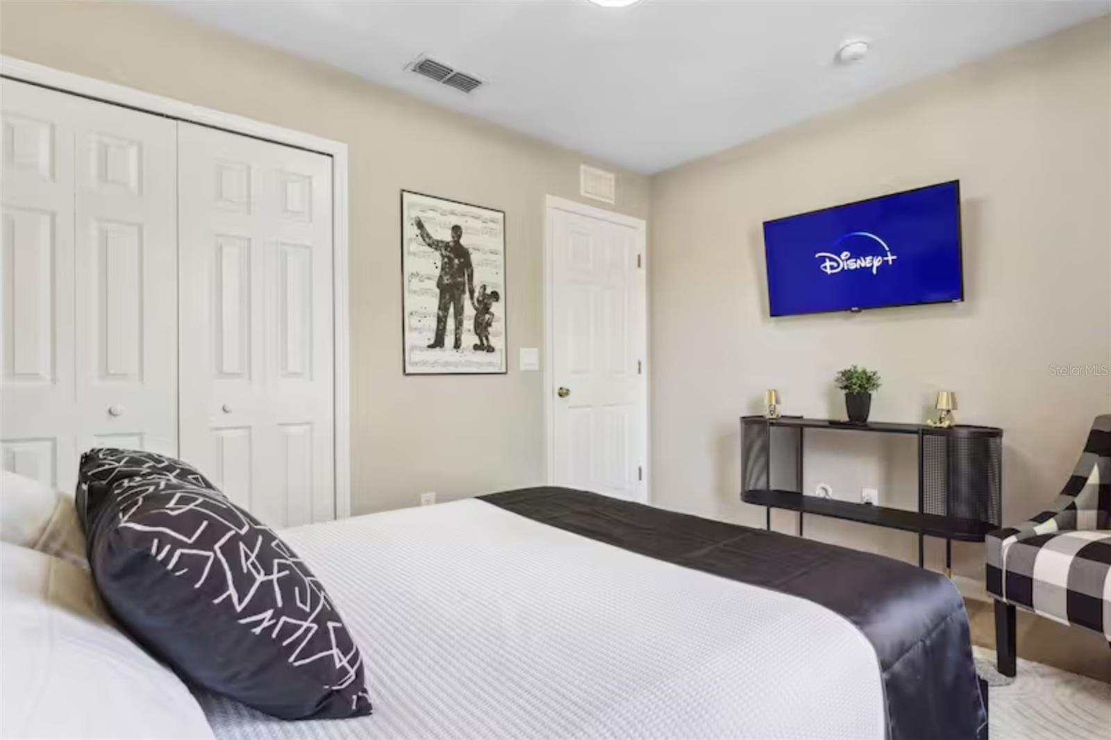 REGAL PALMS AT HIGHLAND RESERVE PH 05 - Residential