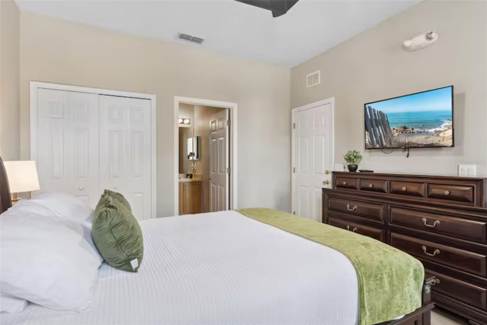REGAL PALMS AT HIGHLAND RESERVE PH 05 - Residential