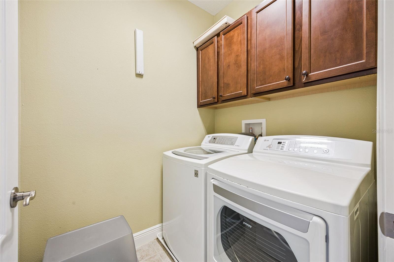 SAVANNAH PARK - Residential