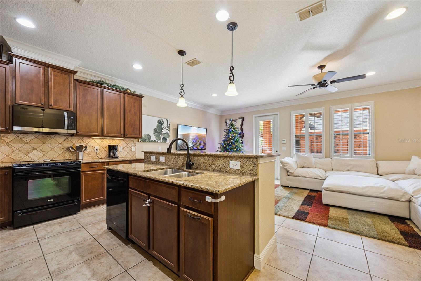 SAVANNAH PARK - Residential