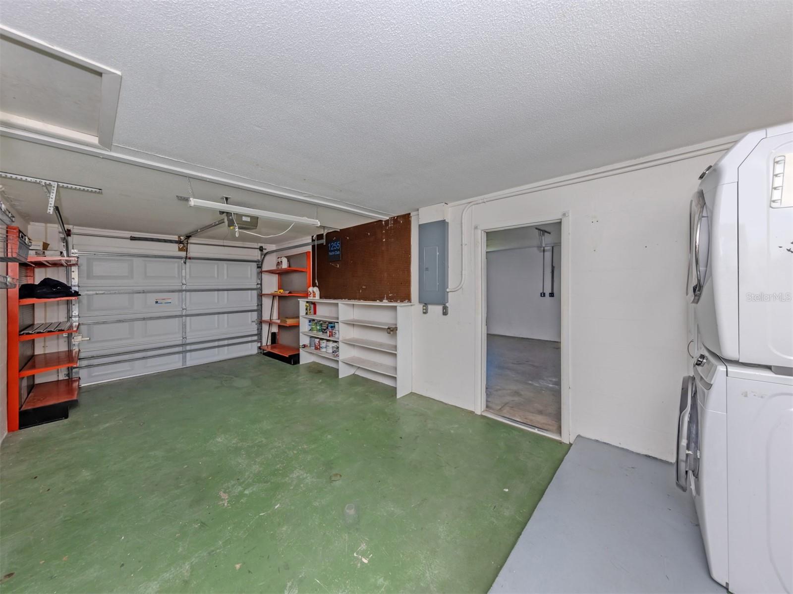 SOUTH VENICE - Residential