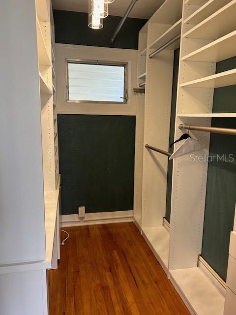 FLORI DE LEON APTS CO-OP - Residential