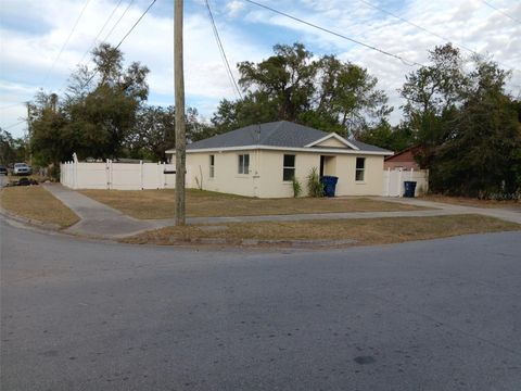 A home in TAMPA