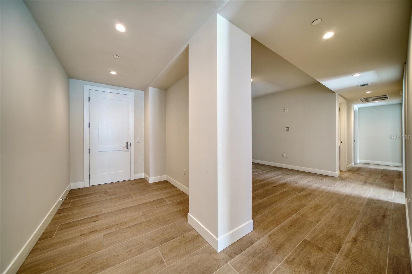 SALTAIRE ST PETERSBURG - Residential