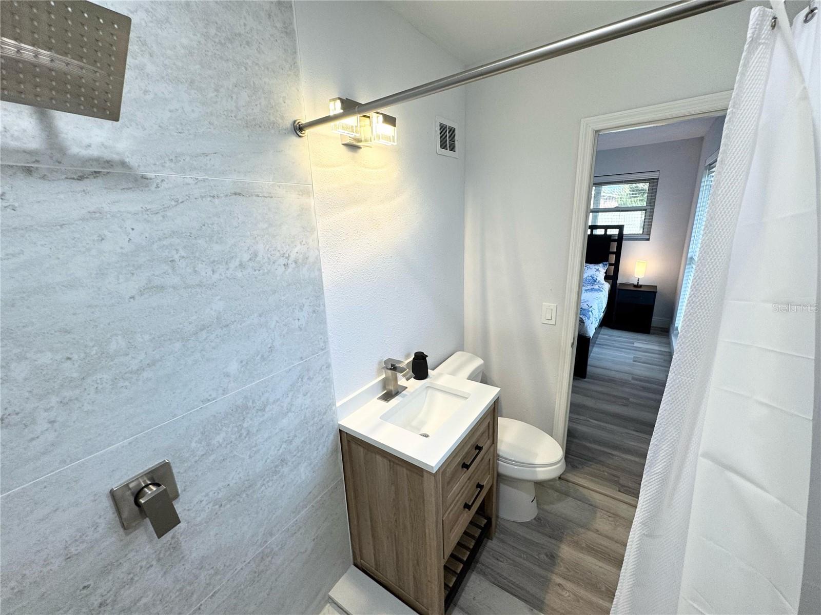 DODGE TERRACE - Residential Lease