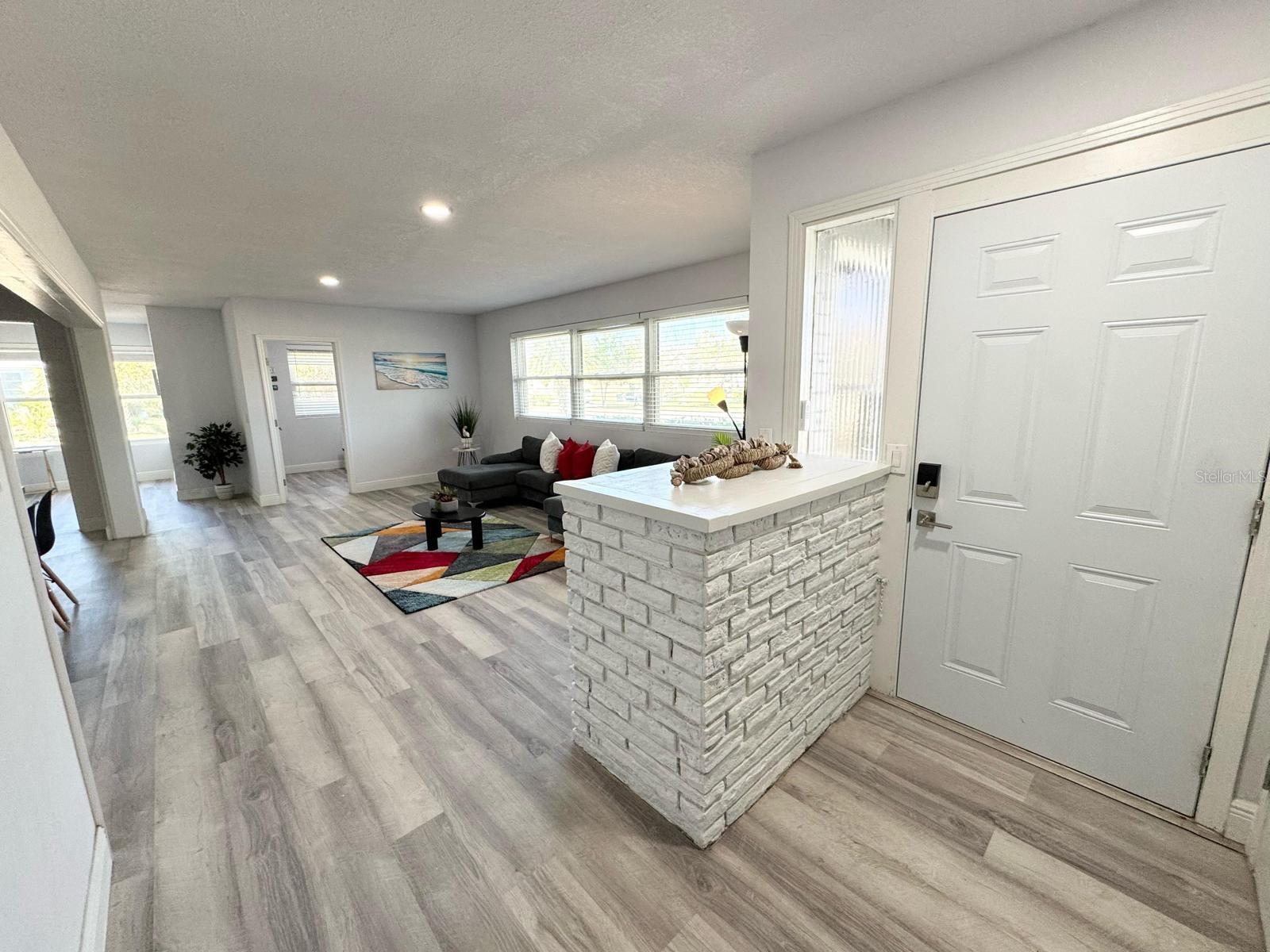 DODGE TERRACE - Residential Lease