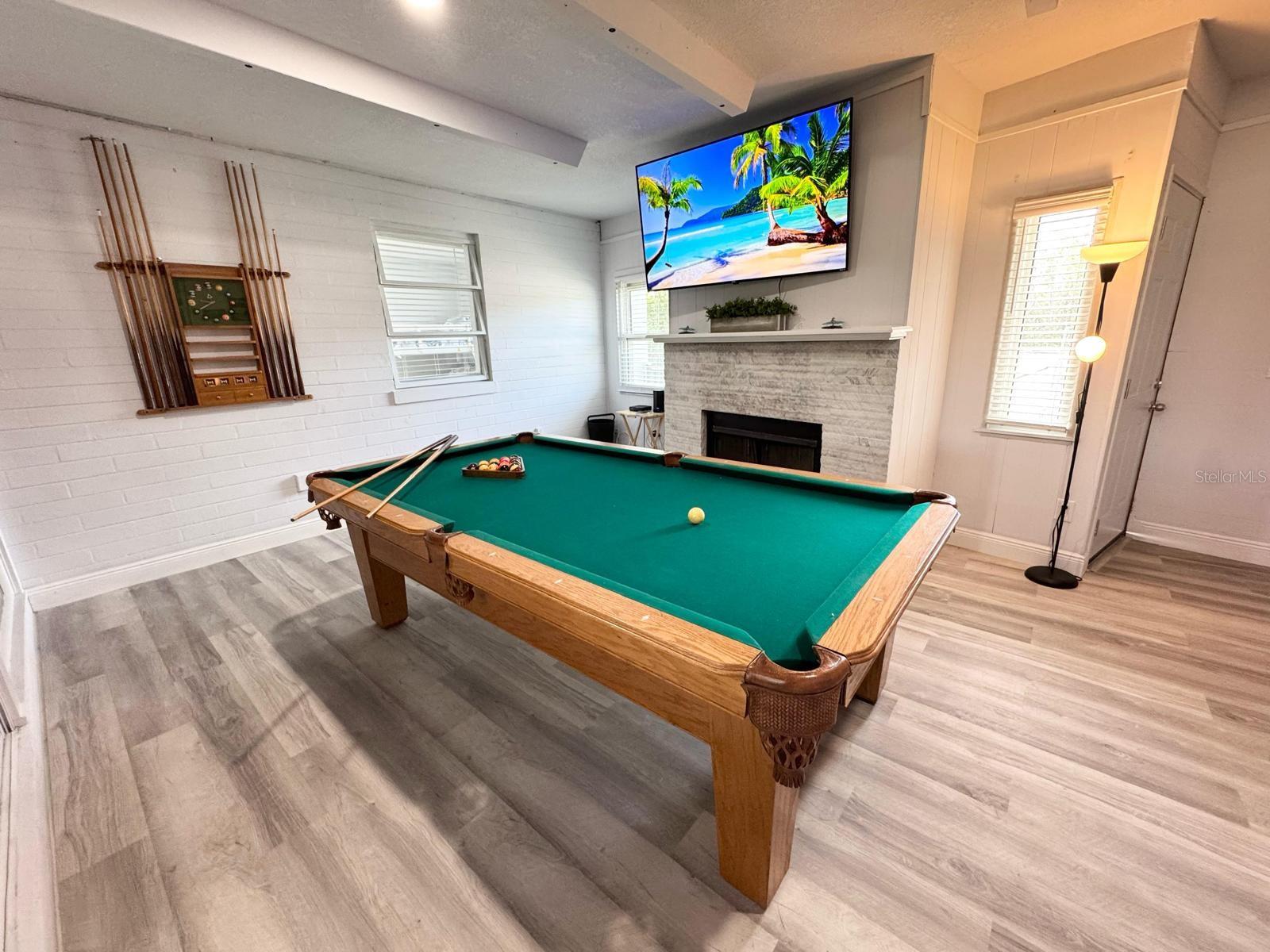 DODGE TERRACE - Residential Lease