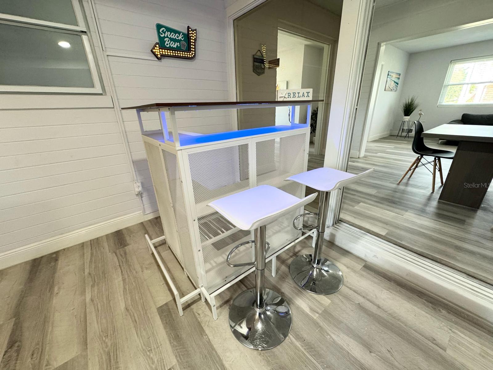 DODGE TERRACE - Residential Lease