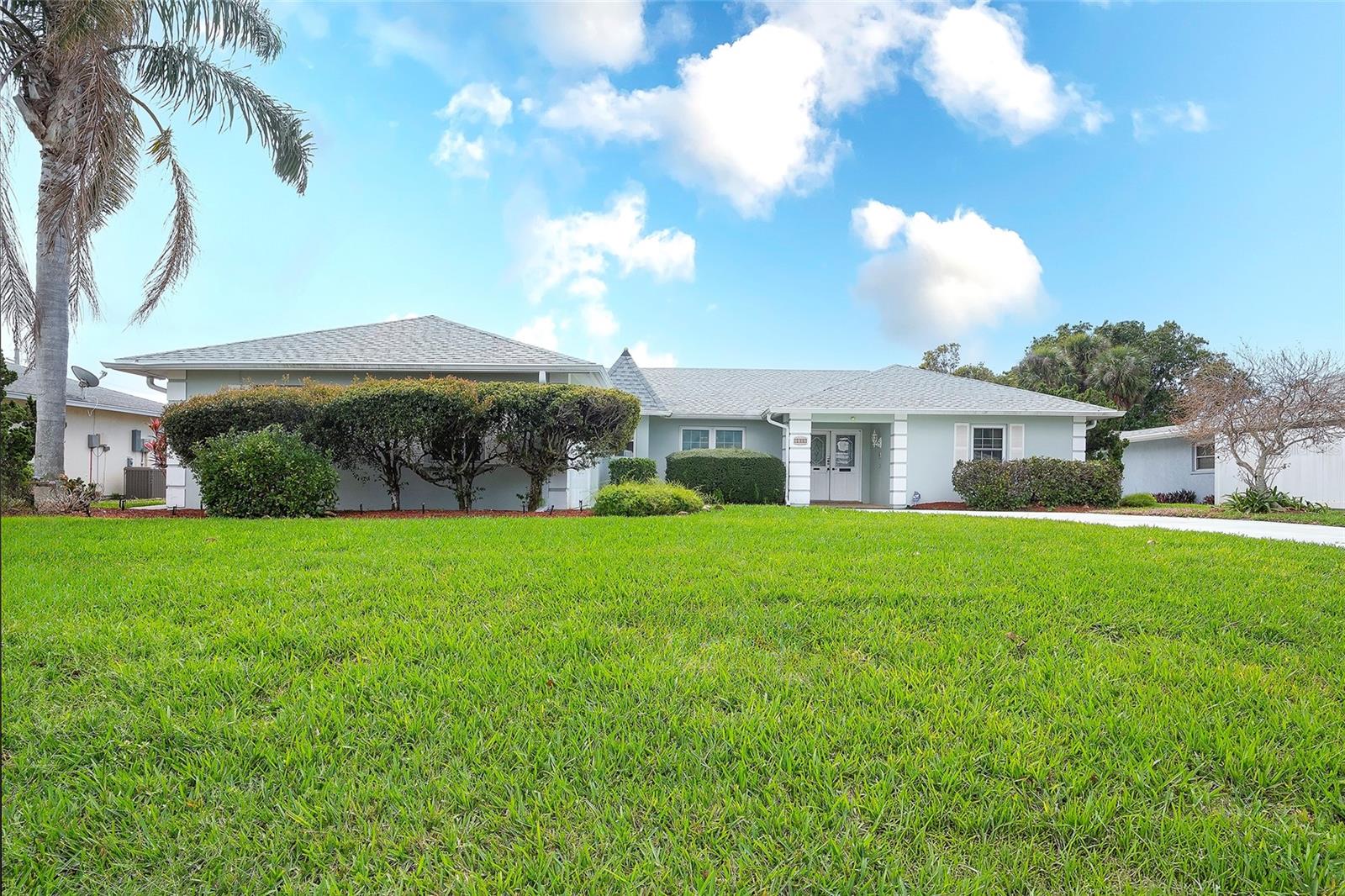 VILLAGE GREEN OF BRADENTON - Residential