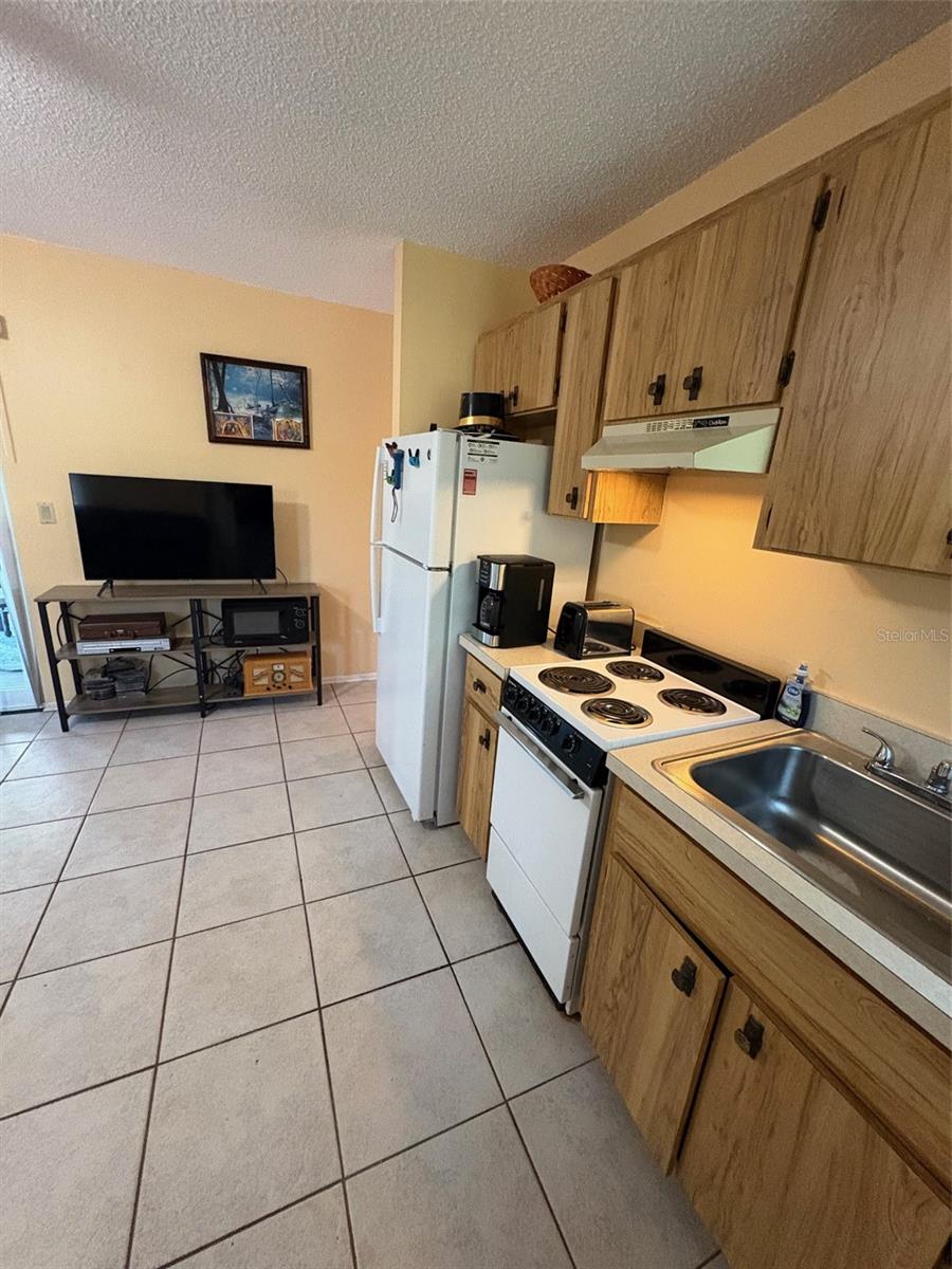 WARM MINERAL SPGS - Residential