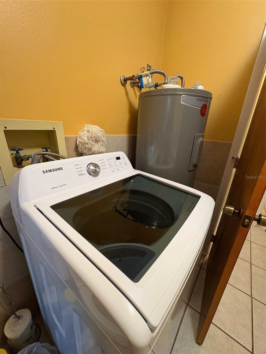 WARM MINERAL SPGS - Residential