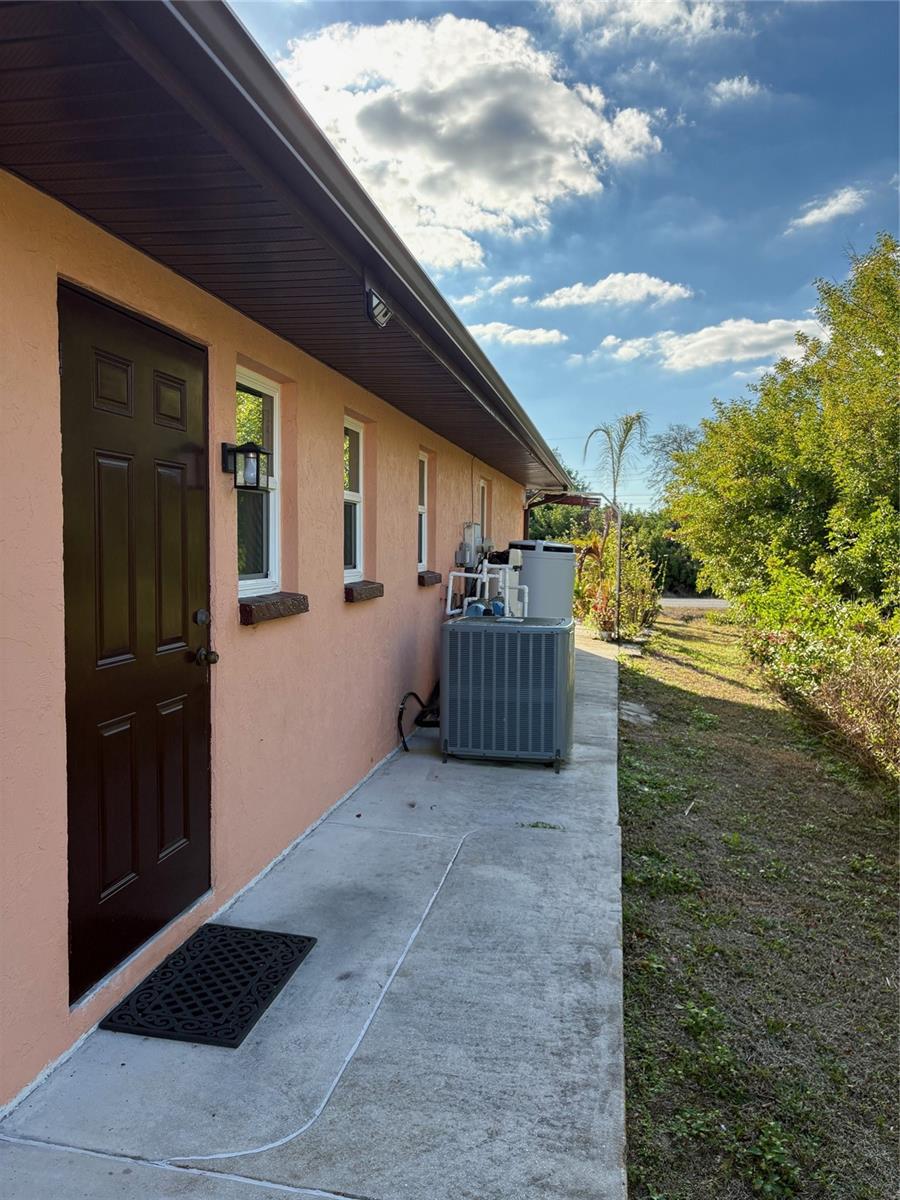 WARM MINERAL SPGS - Residential