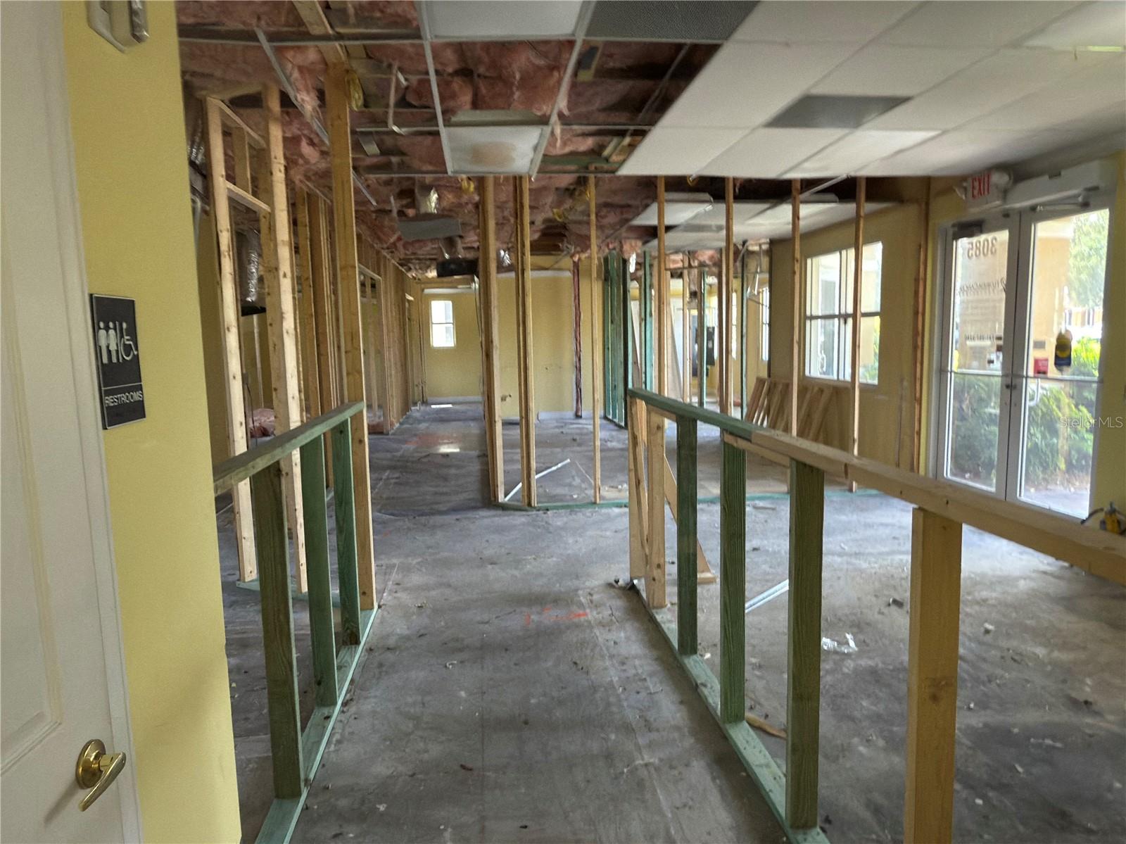 BOBCAT SQUARE PH 1 - Commercial Sale