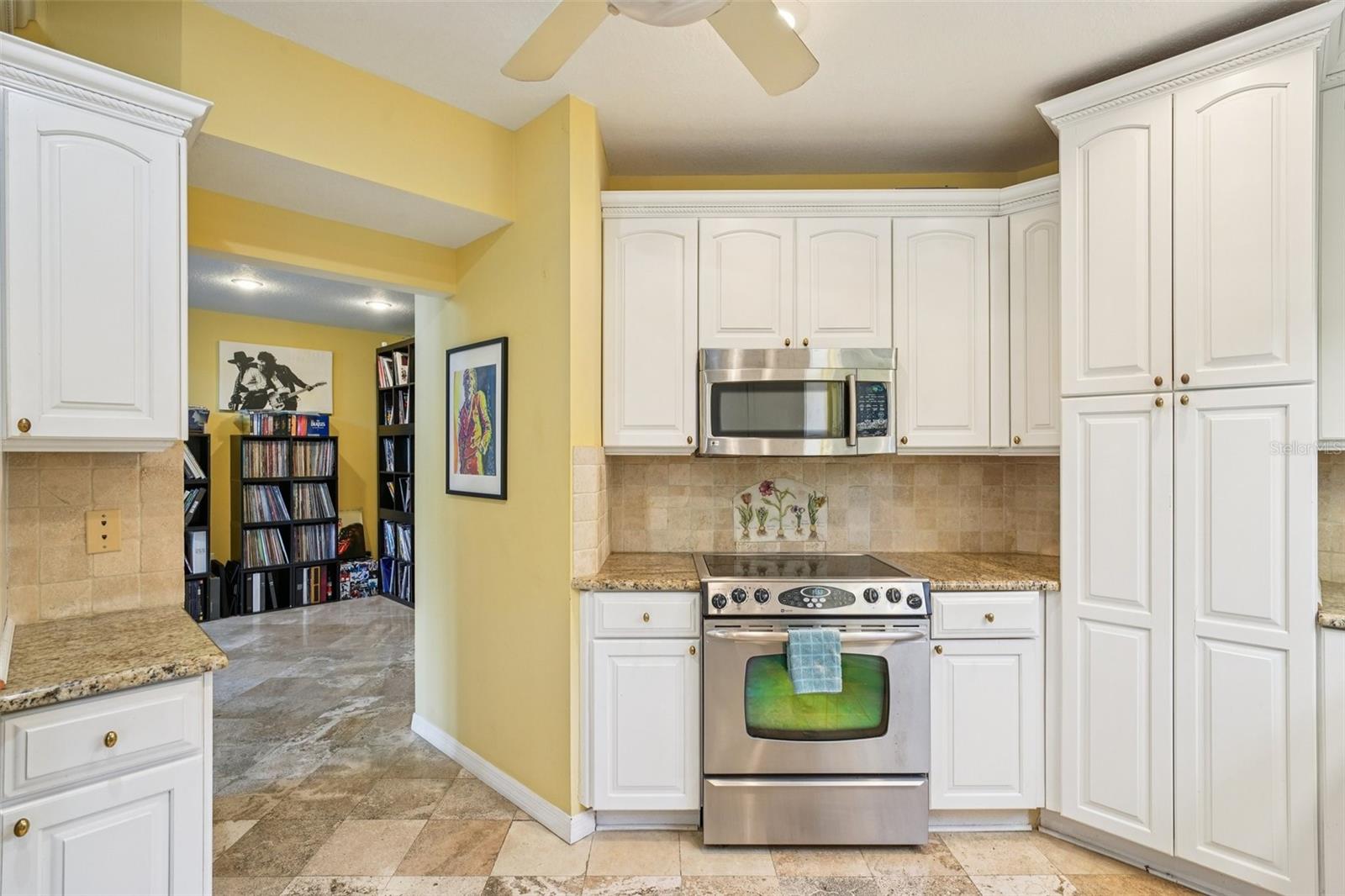 HARBOR HOMES PH ONE - Residential