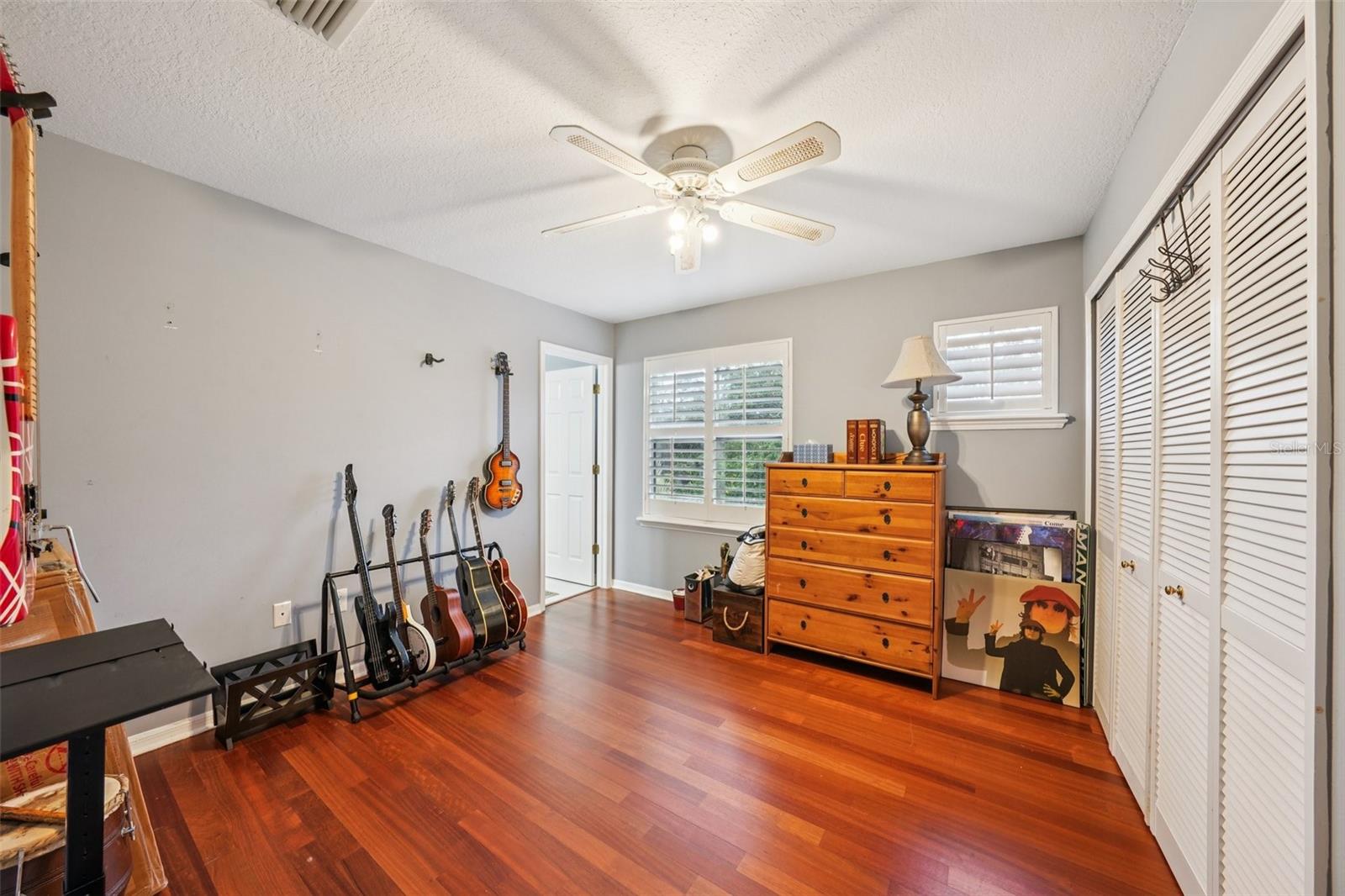 HARBOR HOMES PH ONE - Residential