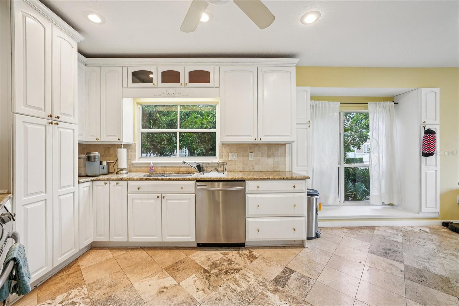 HARBOR HOMES PH ONE - Residential