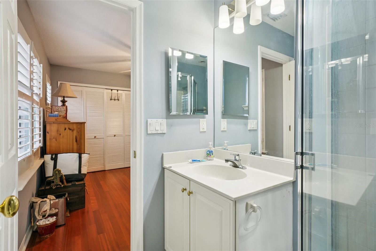 HARBOR HOMES PH ONE - Residential