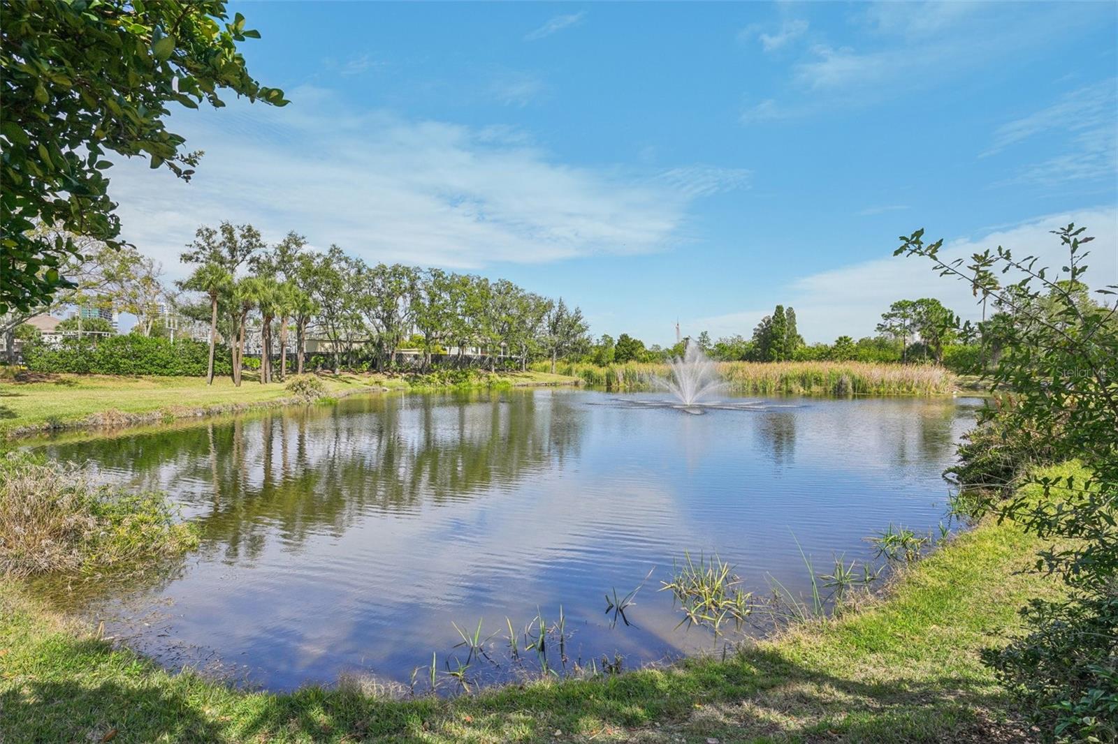 HARBOR HOMES PH ONE - Residential