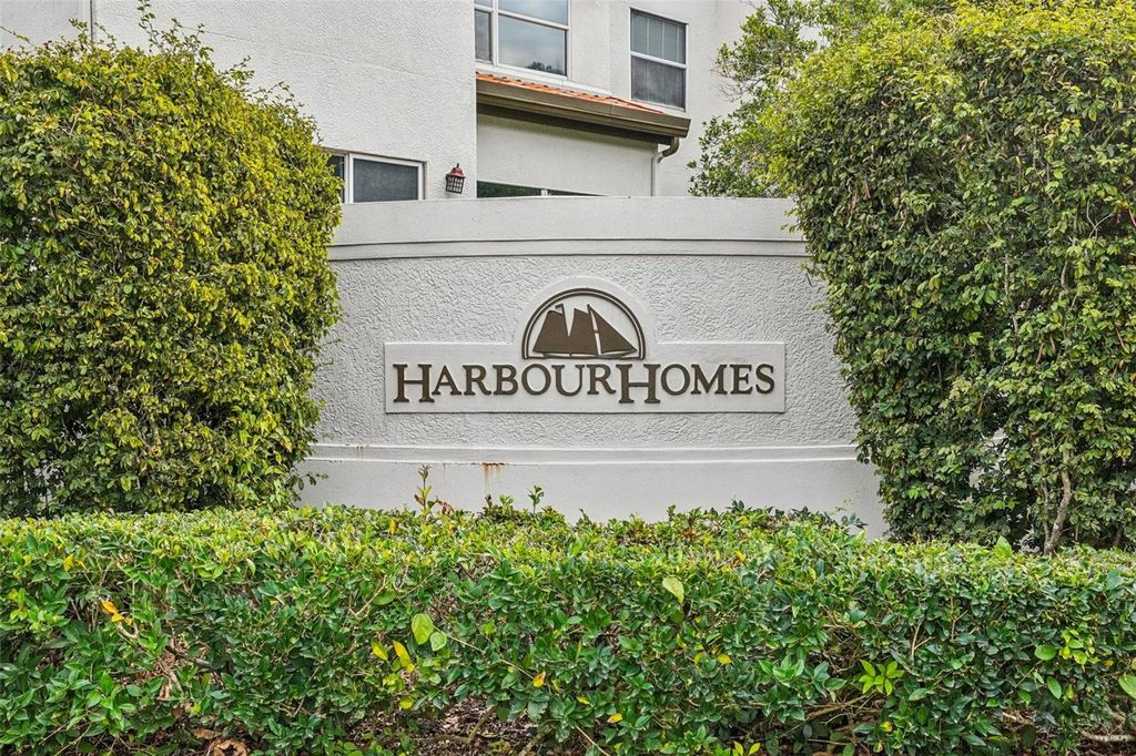 Photo of 602 Seabreeze Court, Tampa, FL 33602 (MLS # TB8475254)