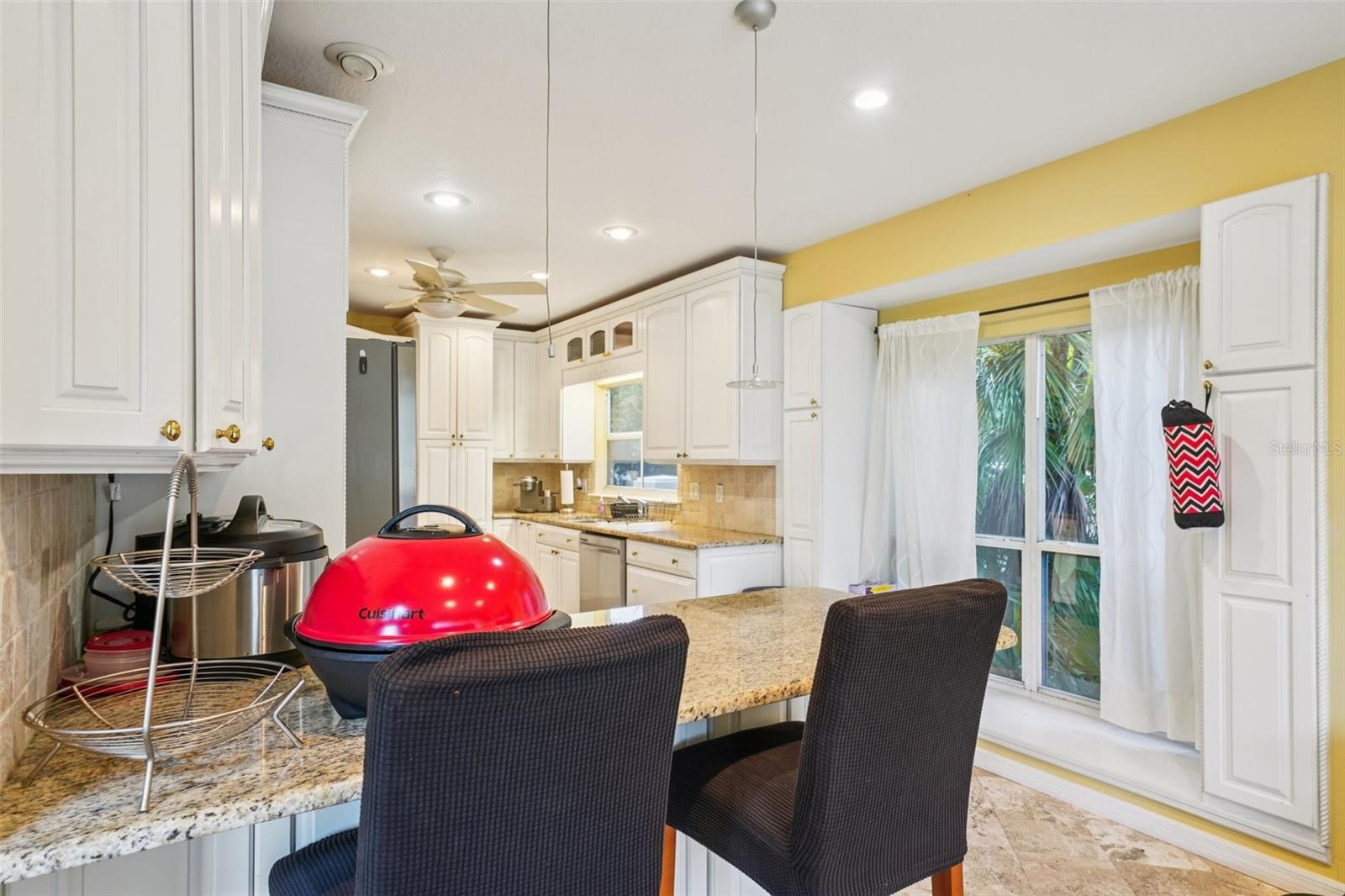 HARBOR HOMES PH ONE - Residential