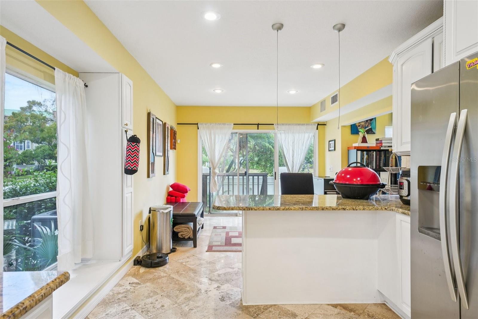 HARBOR HOMES PH ONE - Residential