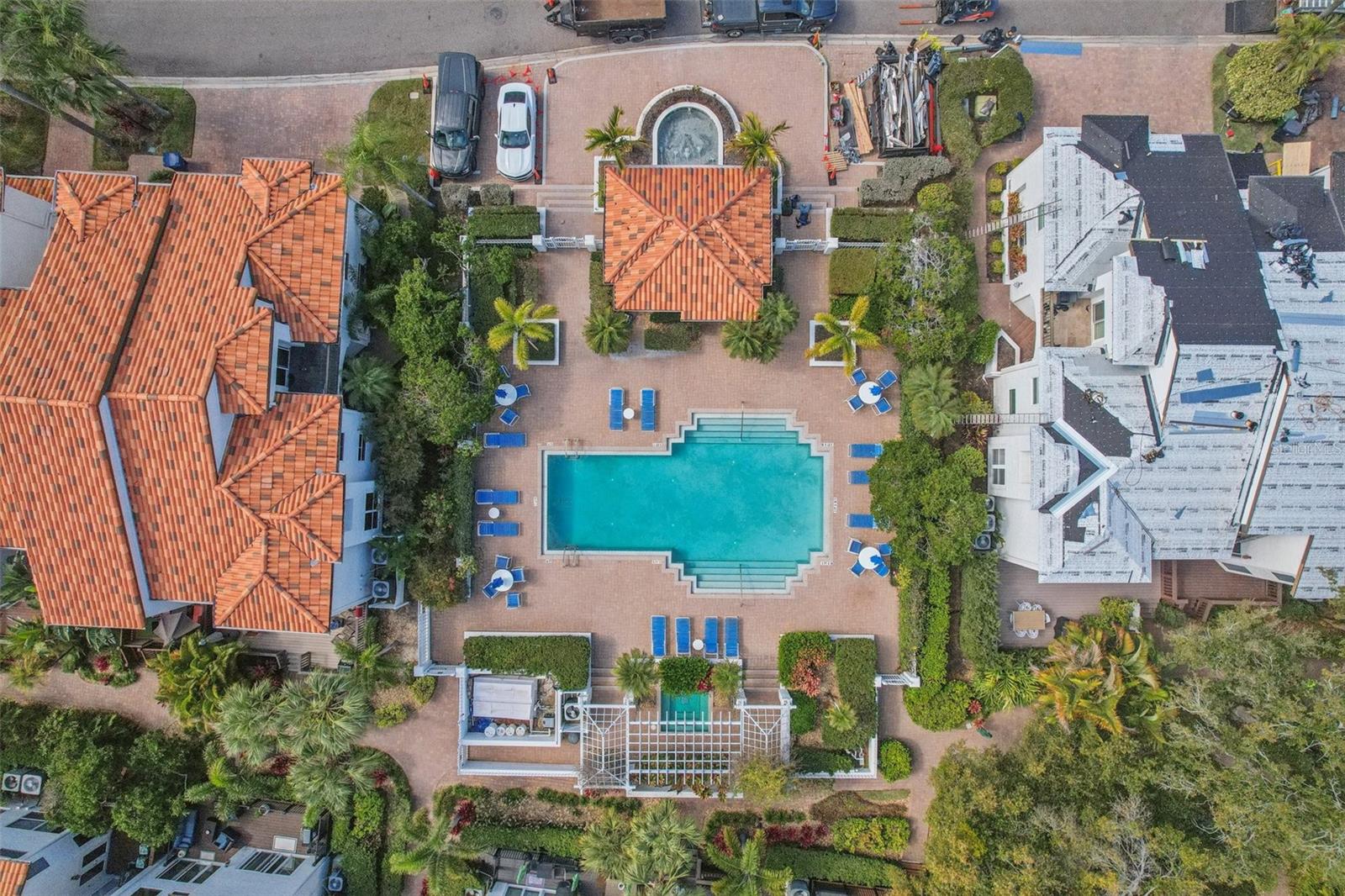 HARBOR HOMES PH ONE - Residential