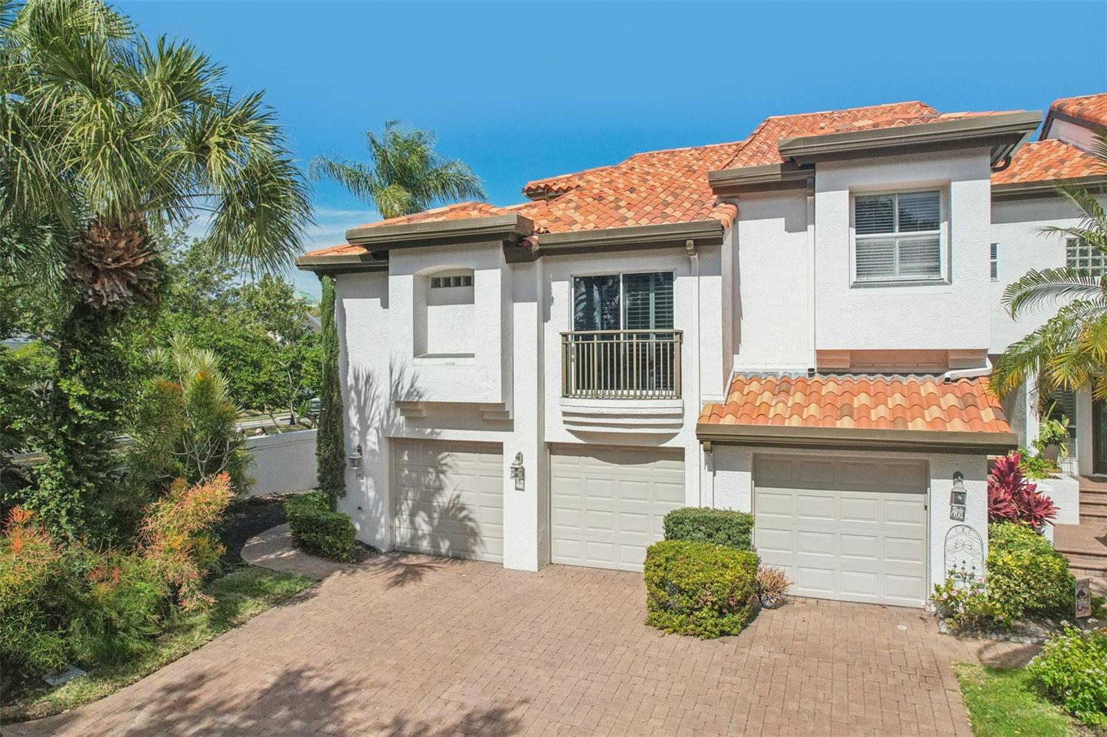 HARBOR HOMES PH ONE - Residential