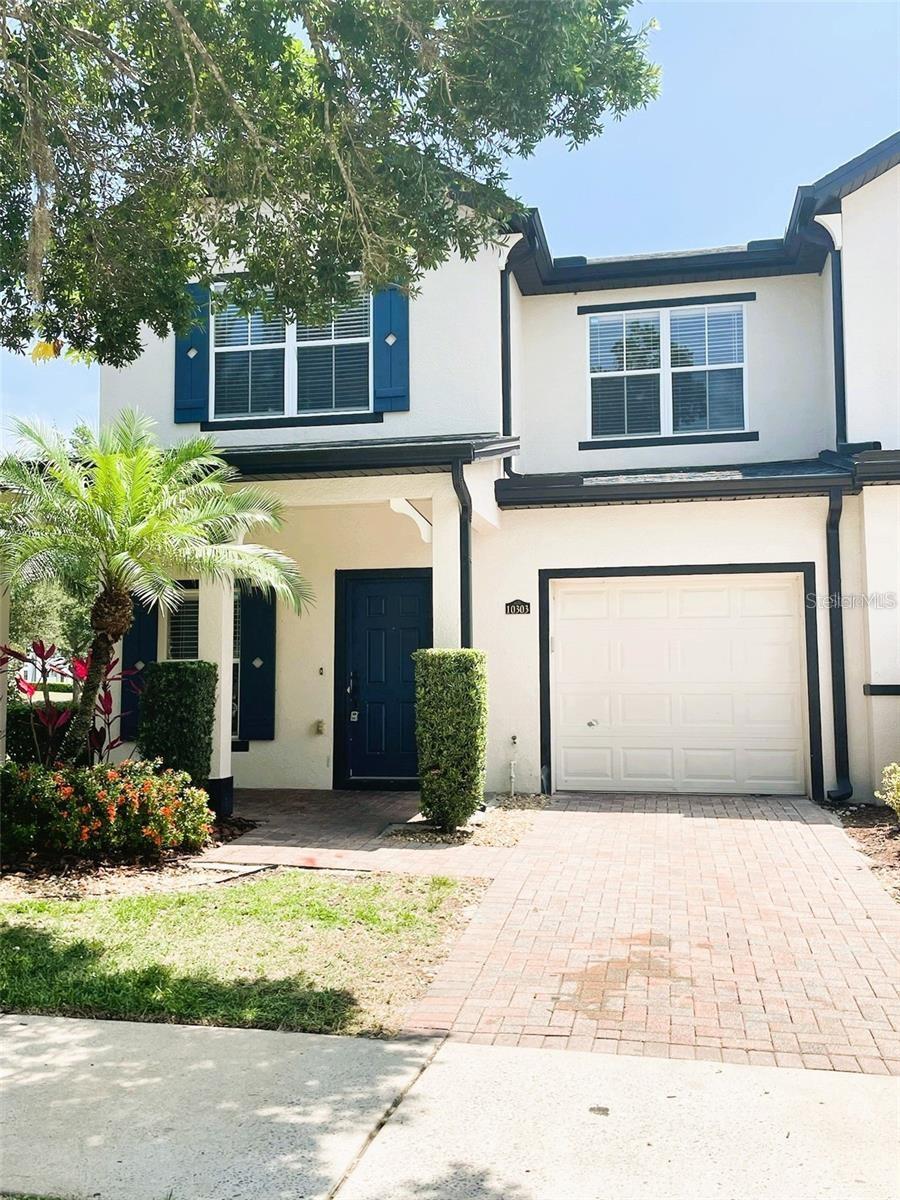 10303 PARK COMMONS DRIVE