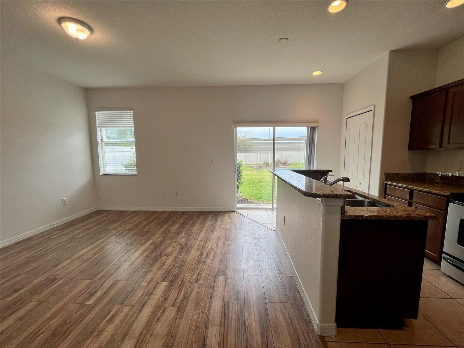 SAVANNAH LNDGS - Residential Lease
