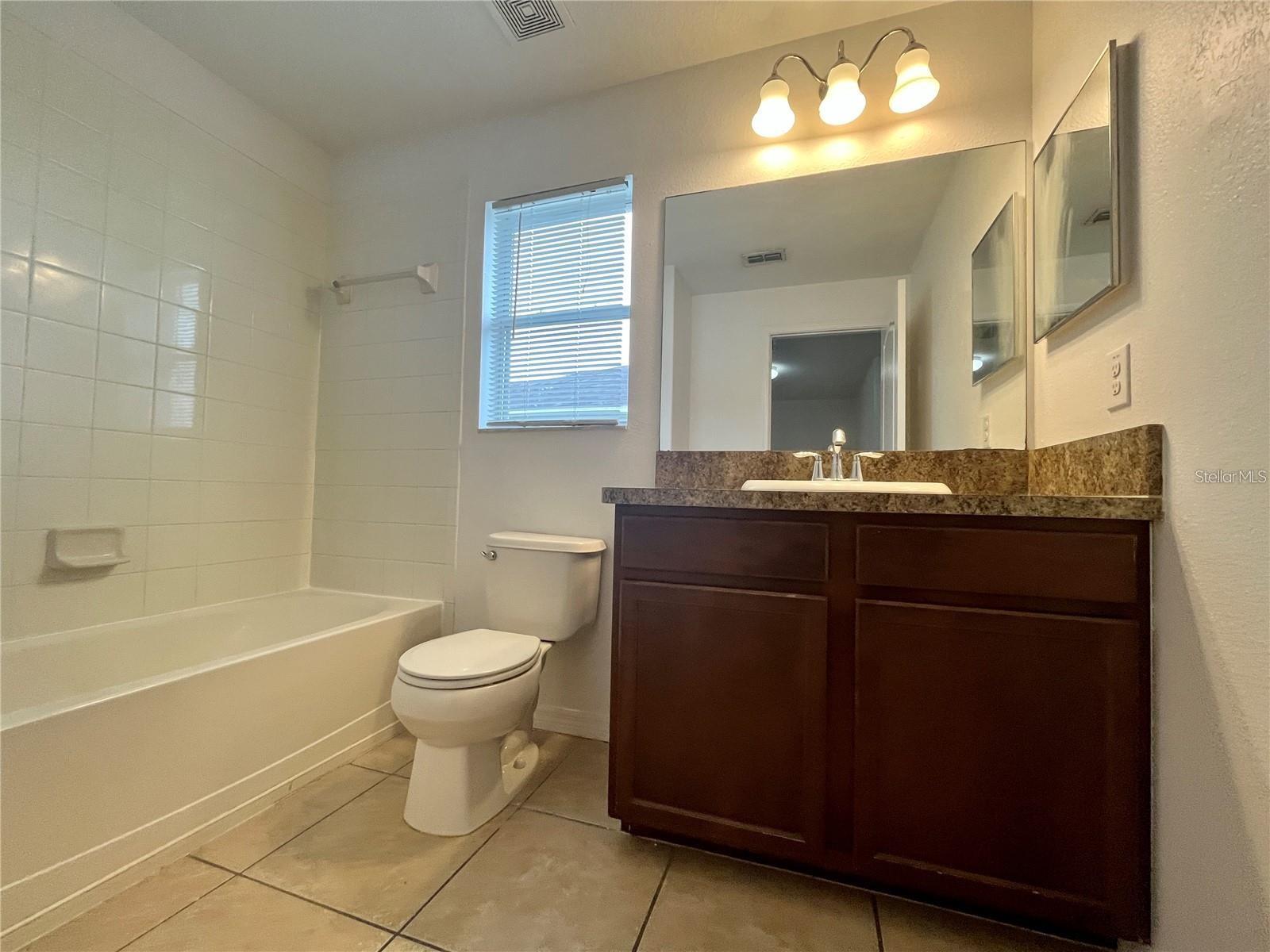 SAVANNAH LNDGS - Residential Lease