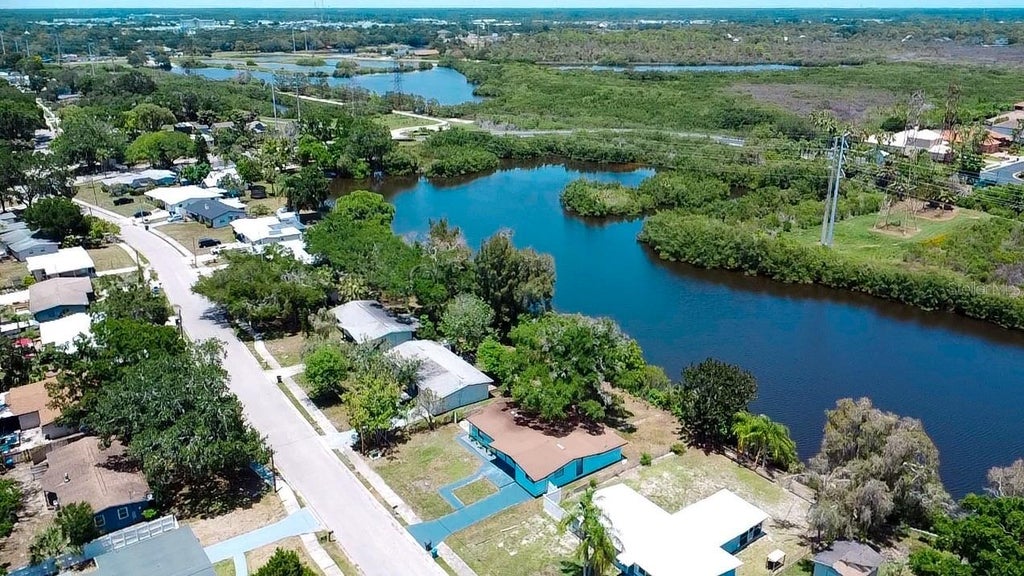 Photo of 415 Country Club Drive, Oldsmar, FL 34677 (MLS # TB8517638)