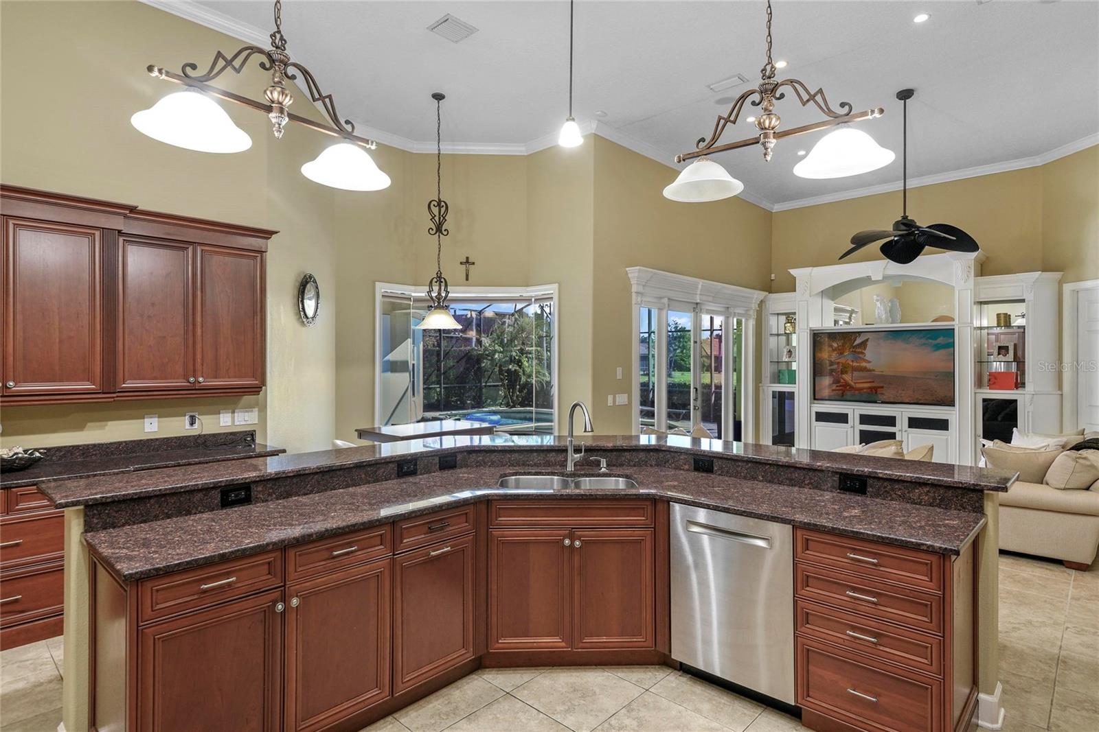 TILDENS GROVE - Residential