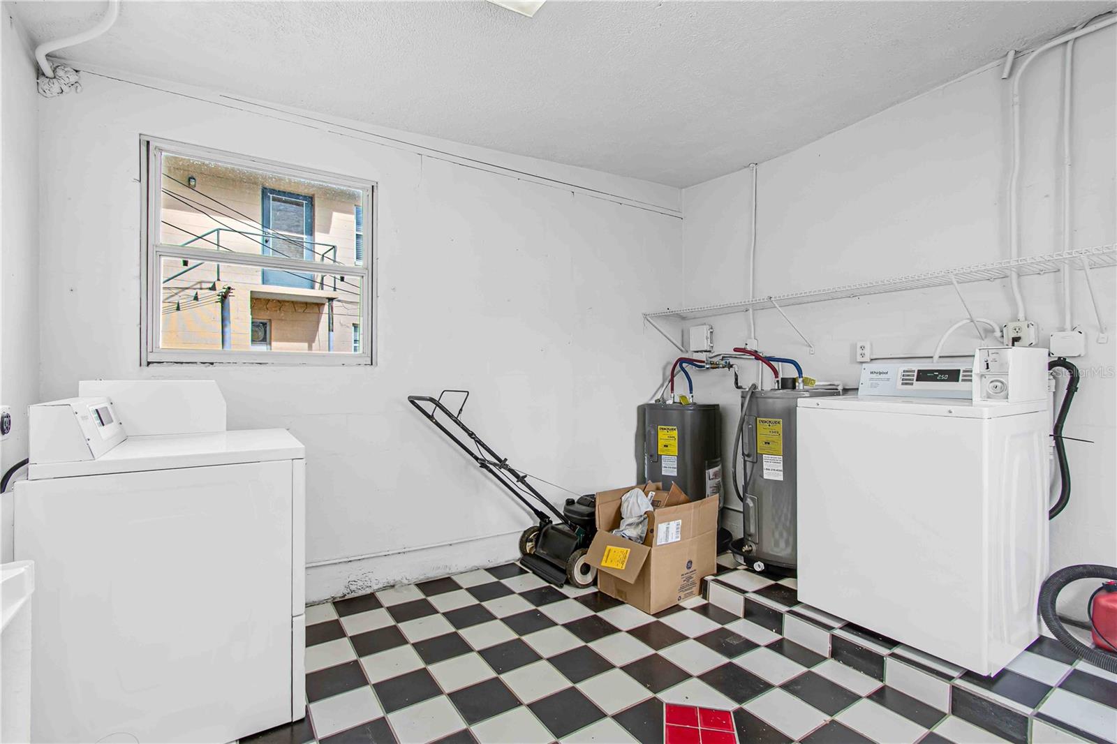 ISLE OF PALMS - Residential Lease