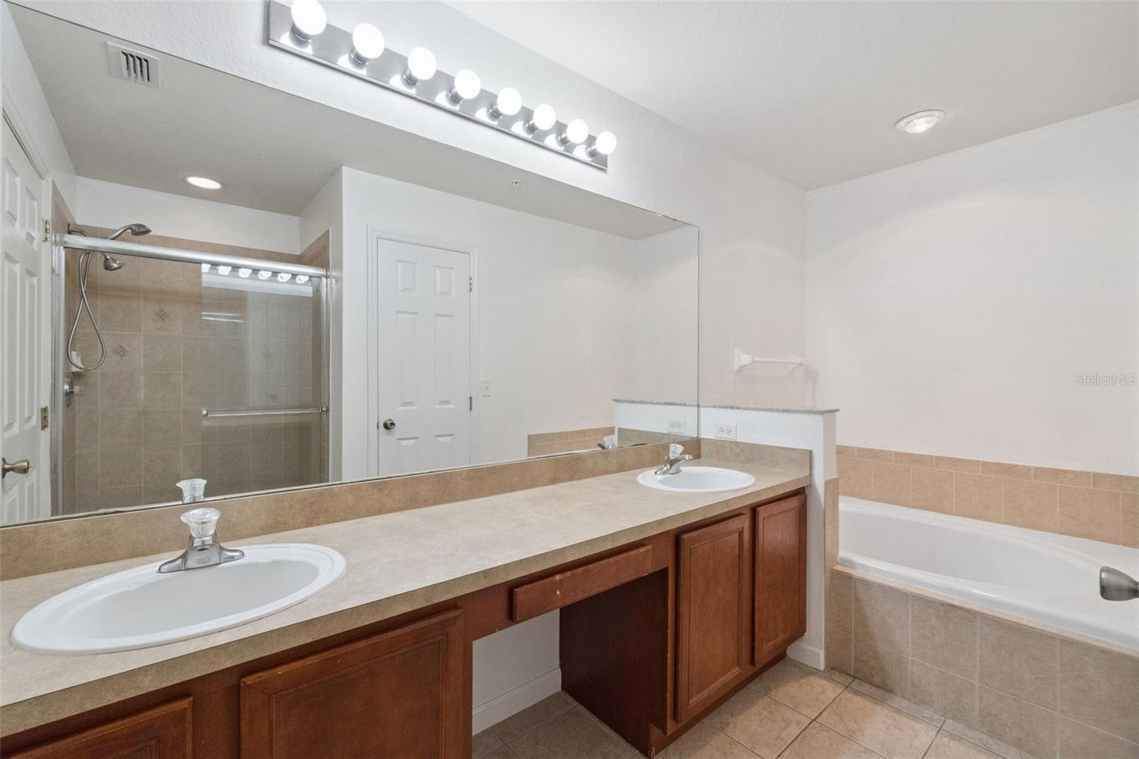 TOWNHOMES OF FLORA RIDGE PH 2 - Residential