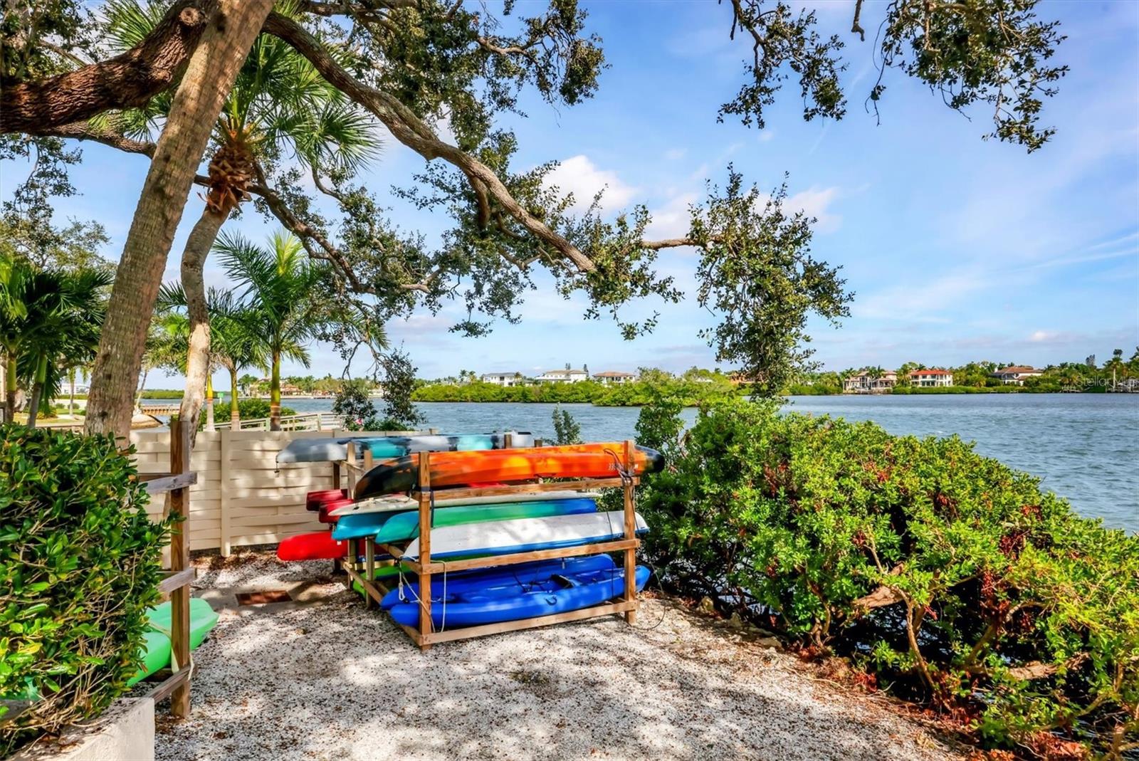 MIDNIGHT COVE II - Residential