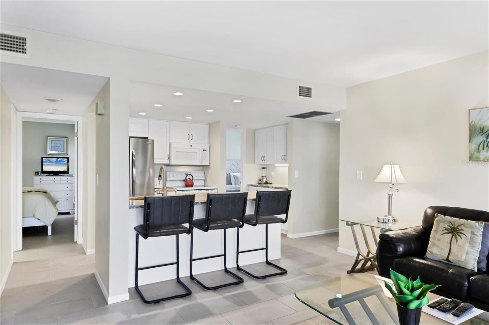 MIDNIGHT COVE II - Residential