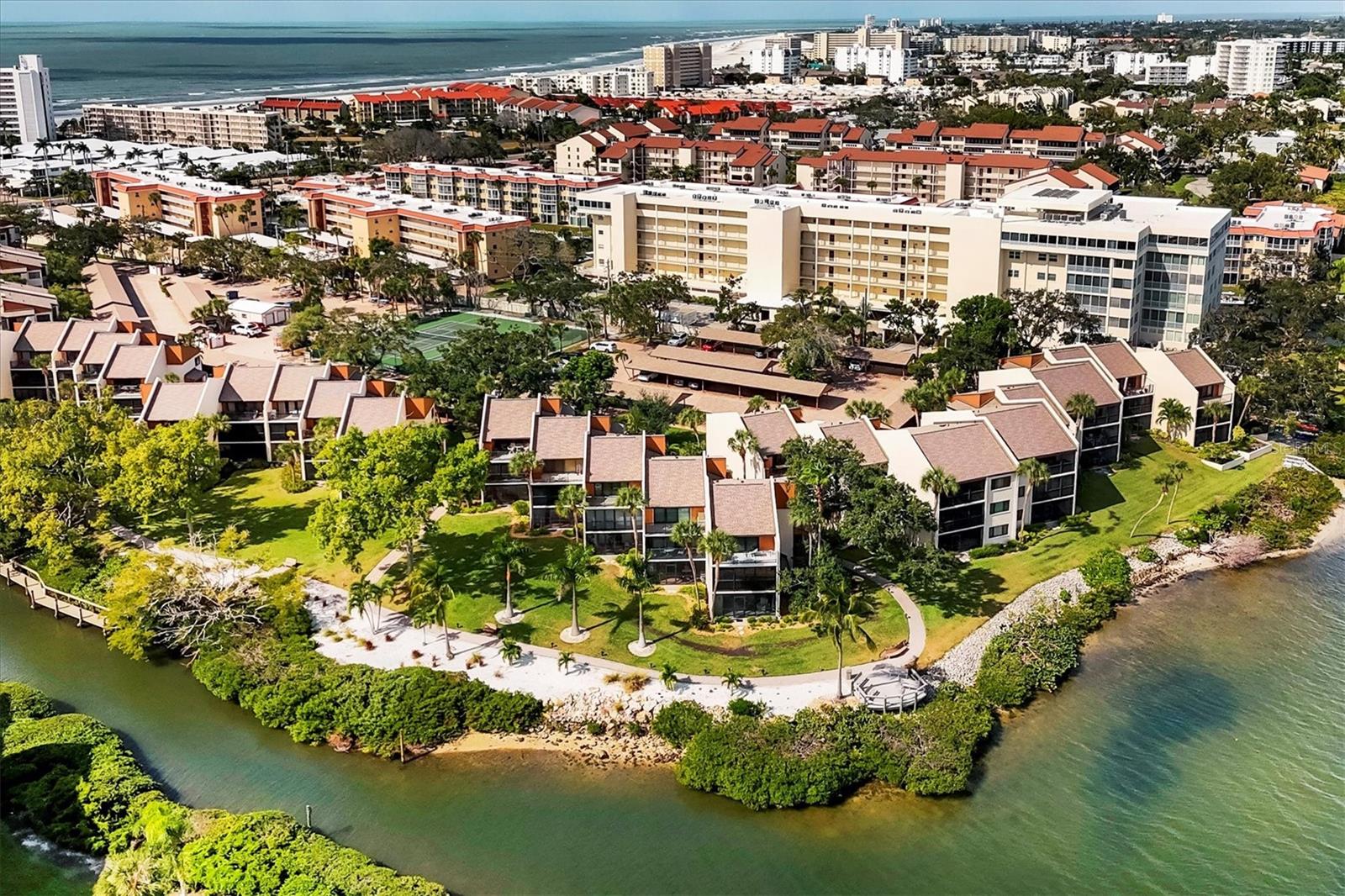 MIDNIGHT COVE II - Residential