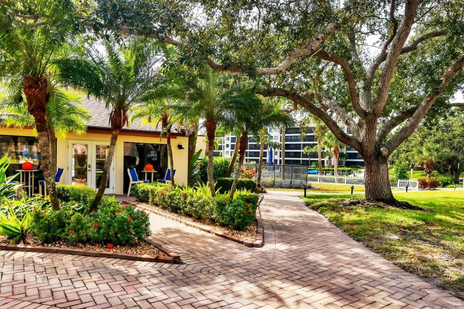 MIDNIGHT COVE II - Residential