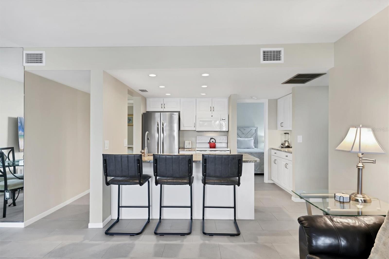 MIDNIGHT COVE II - Residential