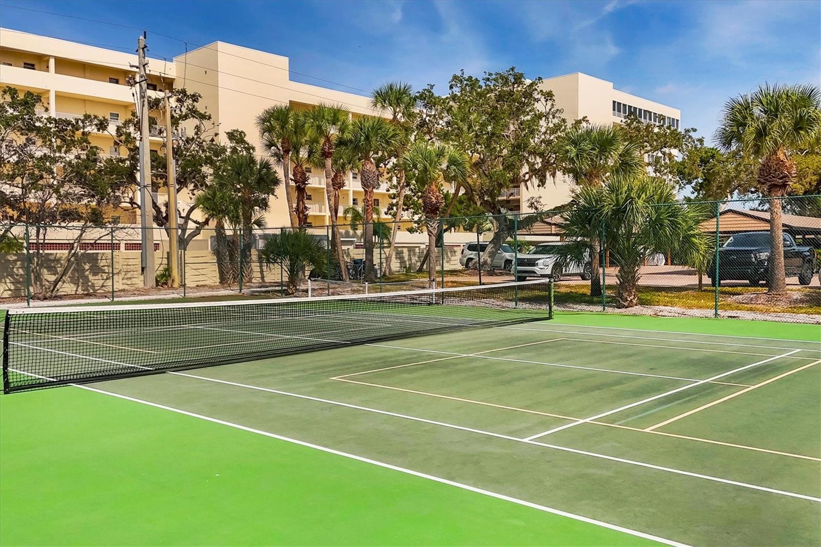 MIDNIGHT COVE II - Residential