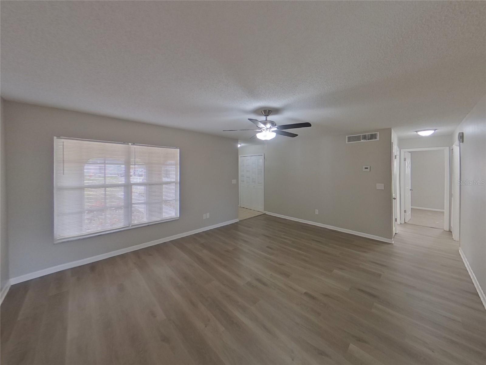 WOODBERY ESTATES - Residential Lease