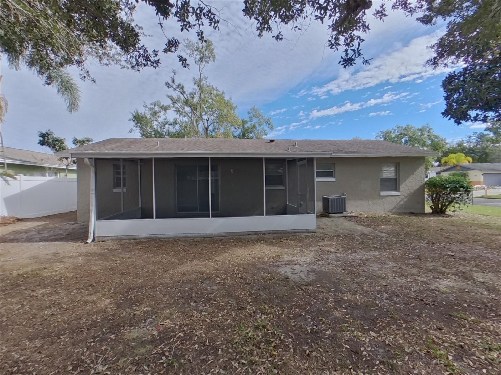 WOODBERY ESTATES - Residential Lease