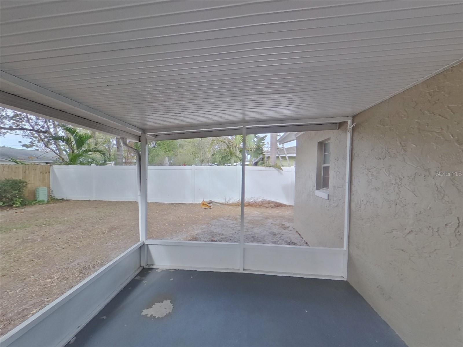 WOODBERY ESTATES - Residential Lease