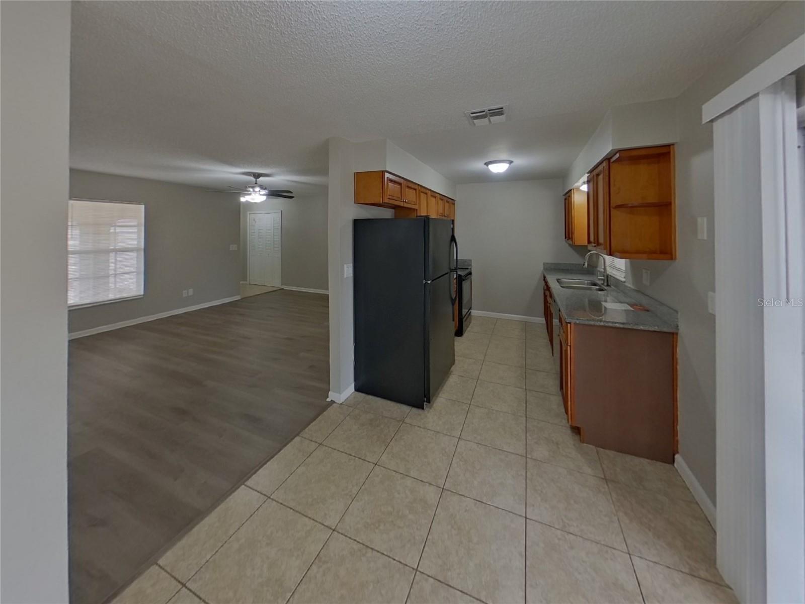 WOODBERY ESTATES - Residential Lease