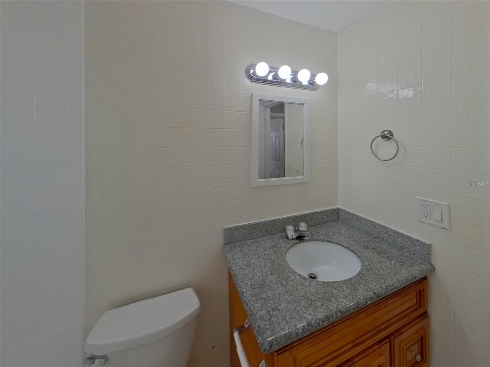 WOODBERY ESTATES - Residential Lease