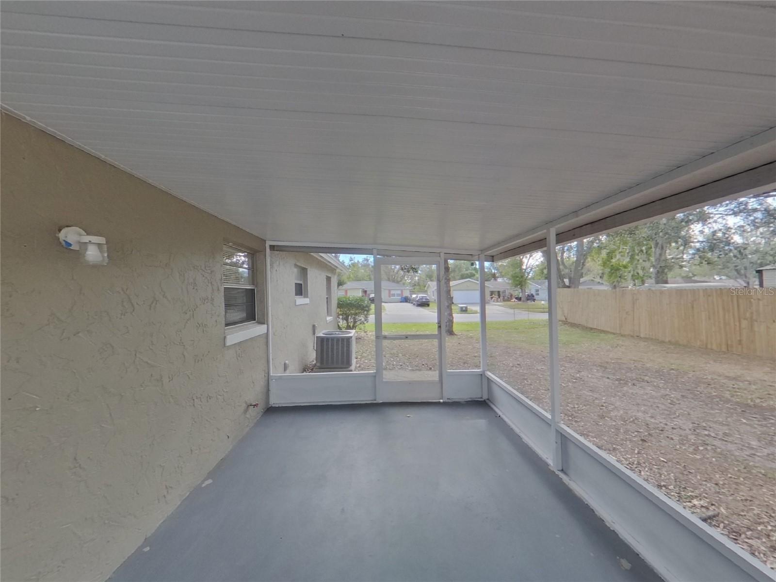 WOODBERY ESTATES - Residential Lease