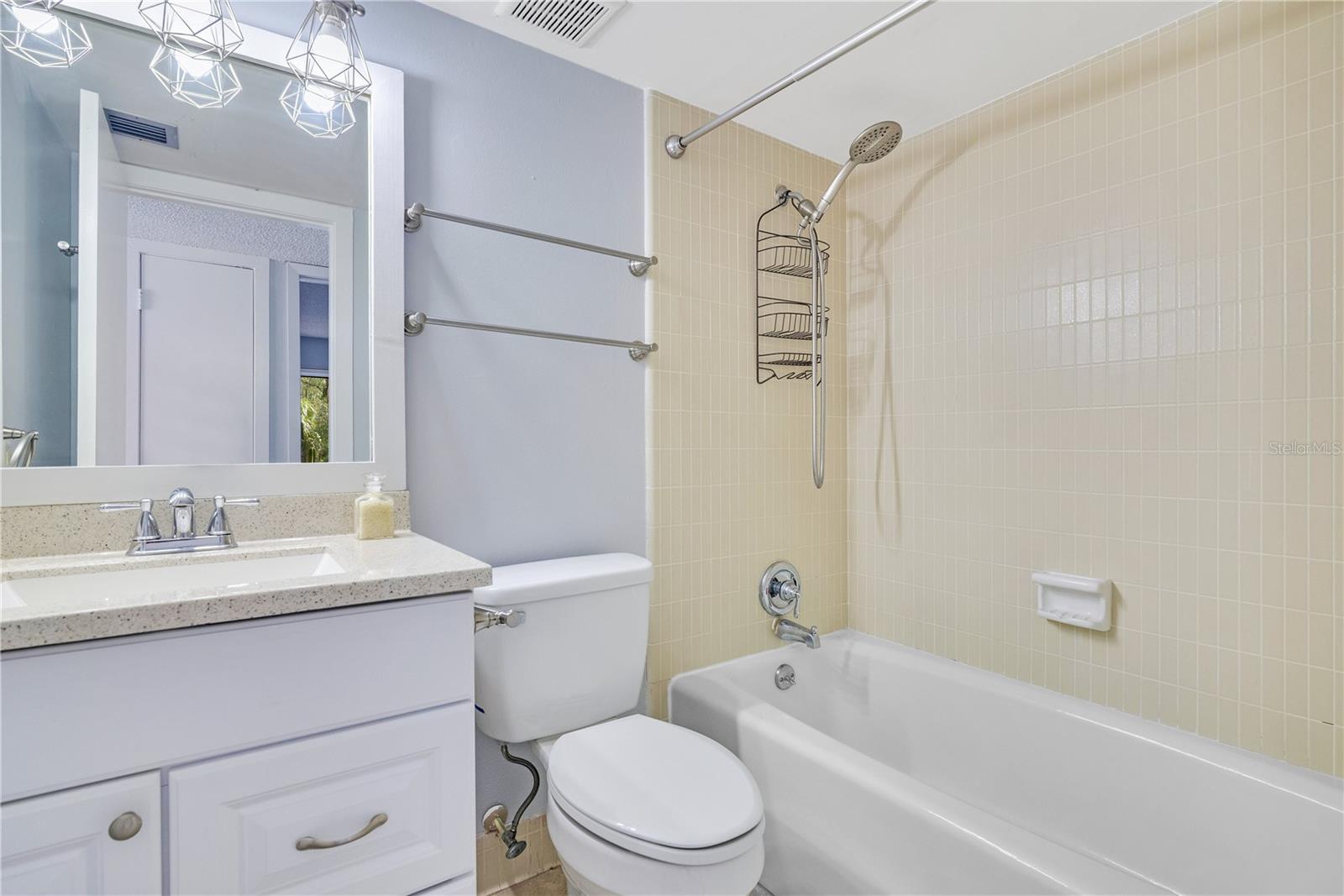 CROWN OAKS - Residential