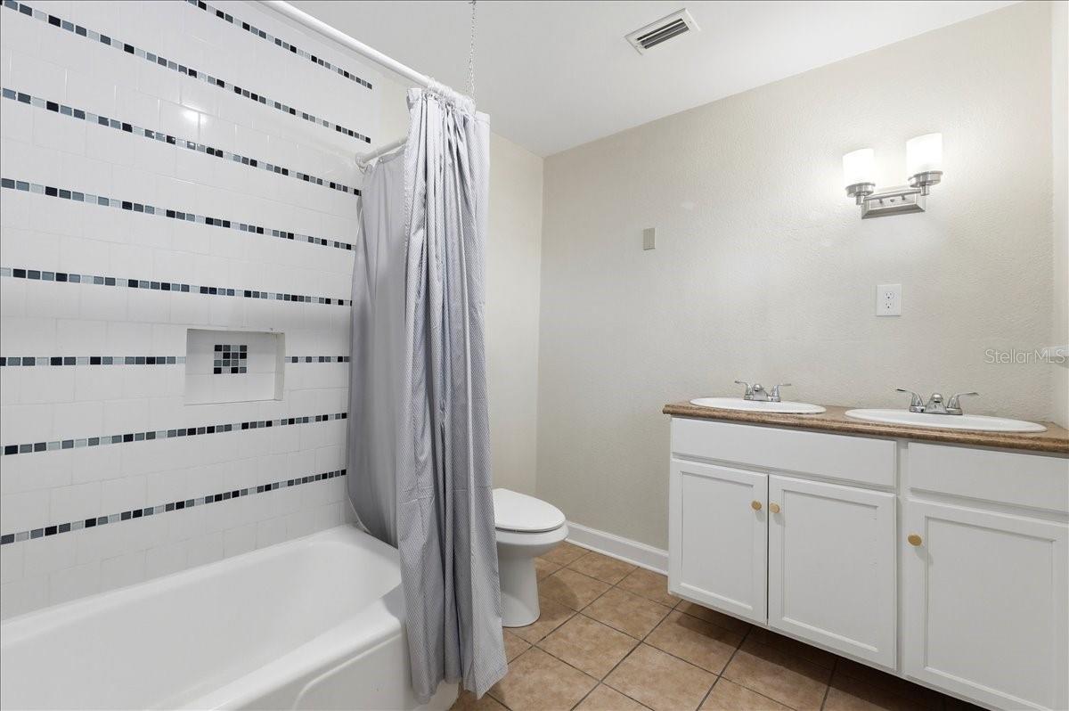 TEMPLE PARK - Residential